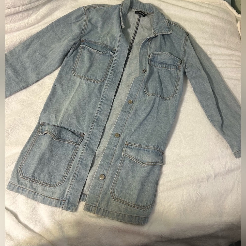 PrettyLittleThing Light wash long denim jacket